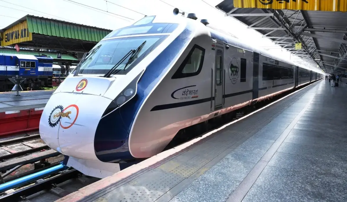 Vande Bharat Train: New Vande Bharat Express will run on this route in UP, check route and timetable Vande Bharat Train: New Vande Bharat Express will run on this route in UP, check route and timetable