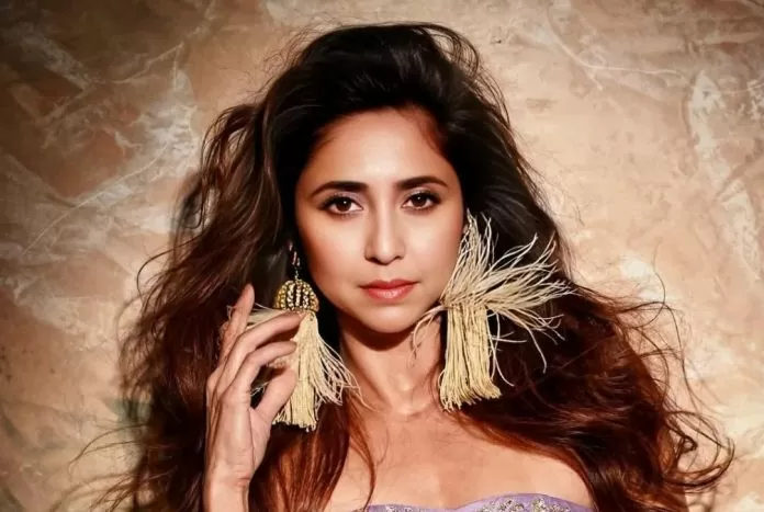 Gautami Kapoor expressed her pain, said- A stranger sitting in the bus put his hand in her pants