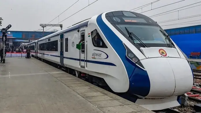 Vande Bharat Express Trains: PM Modi to flag off 4 new Vande Bharat trains on November 8 - check routes