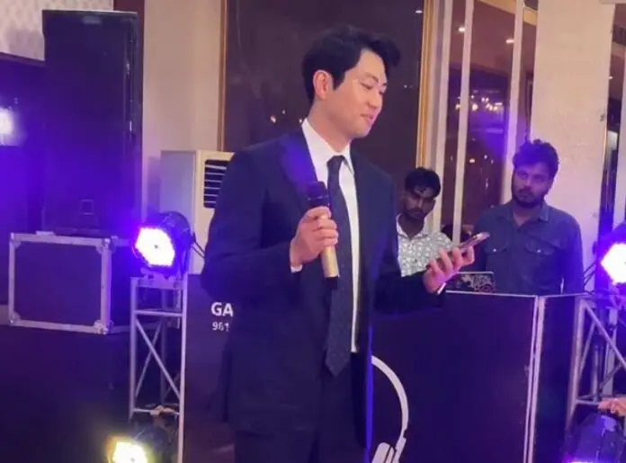 Korean brother-in-law sang 'Jalima' at an Indian wedding, created a stir on social media