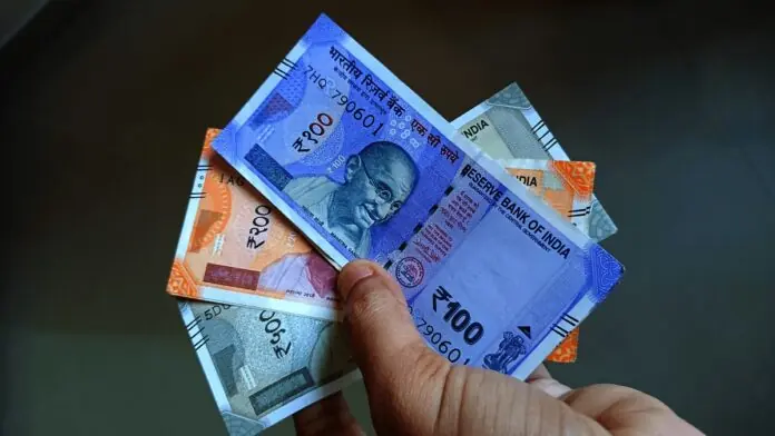 NRI Bank FD These 7 banks are the best for NRI FDs, offering up to 7% returns on 1-year FDs. Learn the details.