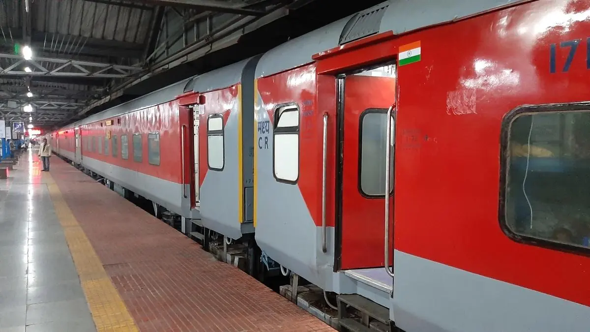 Railway Special Train: Good news for rail passengers! Many special trains will run from December, this will be the route schedule