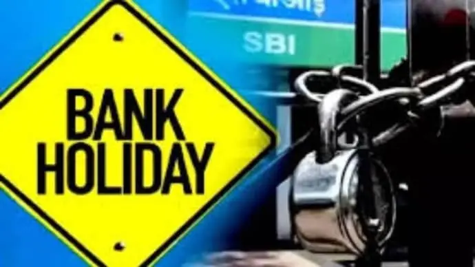 Bank Holidays Banks will be closed for 18 days in December! See the full list of holidays