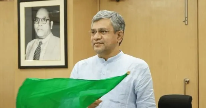 2 New Train Launch: Railway Minister flagged off two new trains, check the route before travelling